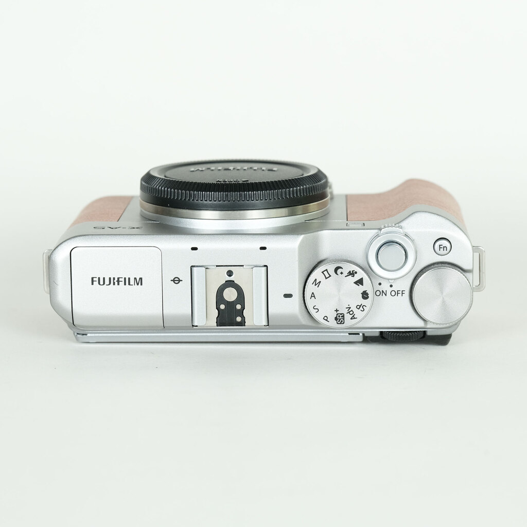 FUJIFILM X-A5 ボディ ブラウン