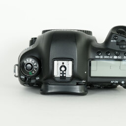 Canon EOS 5D Mark IV