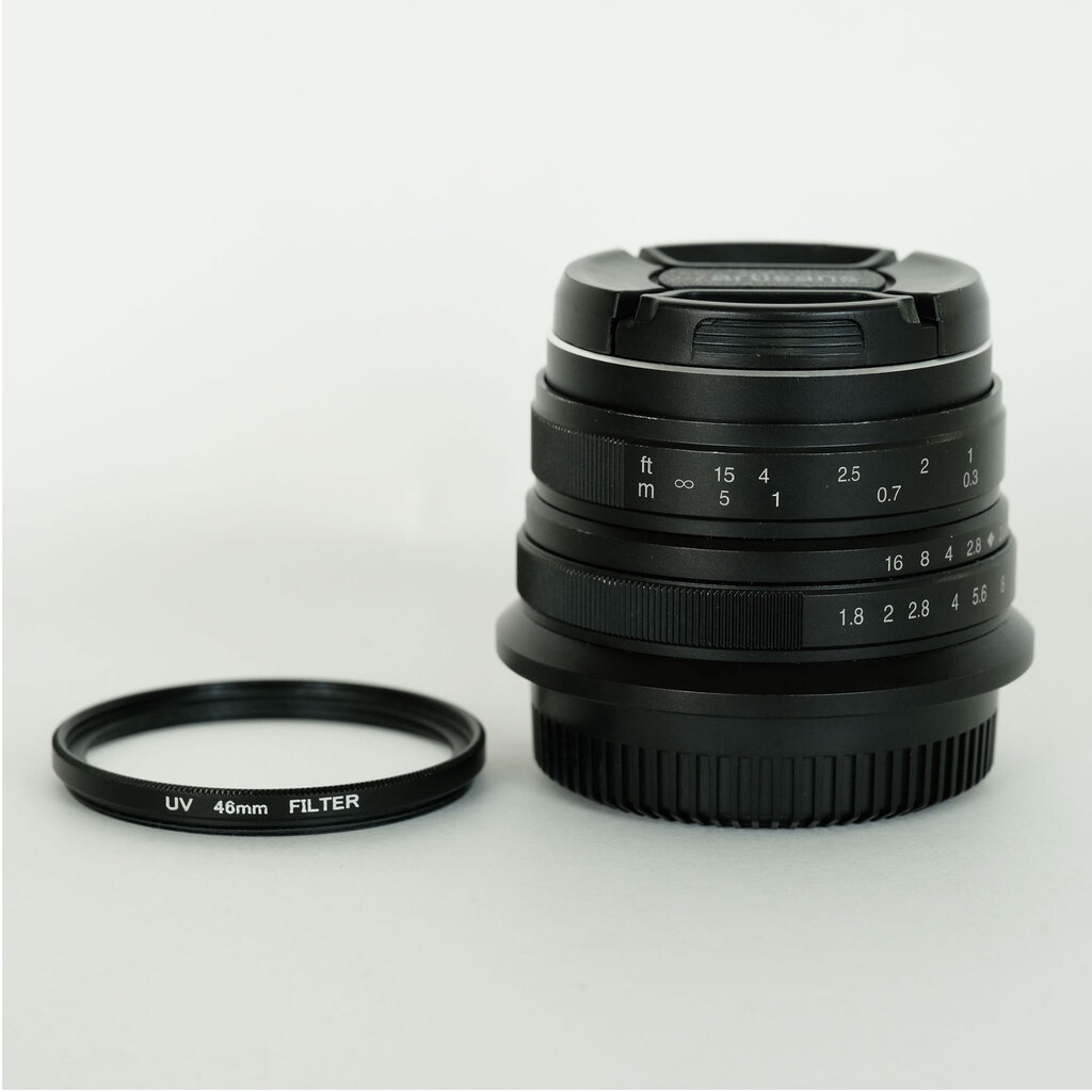 七工匠 7artisans 25mm F1.8 (マイクロフォーサーズ用) ブラック