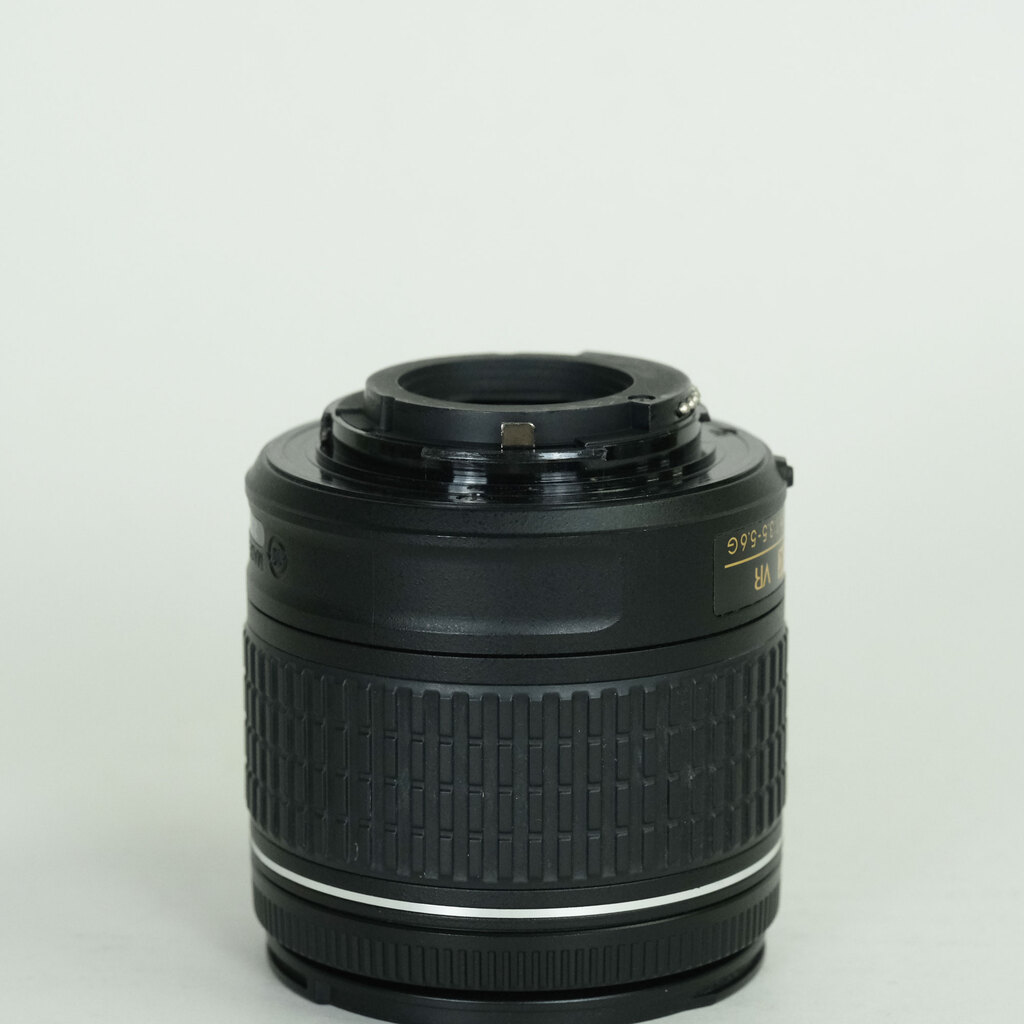 Nikon AF-P DX NIKKOR 18-55mm F3.5-5.6G VR