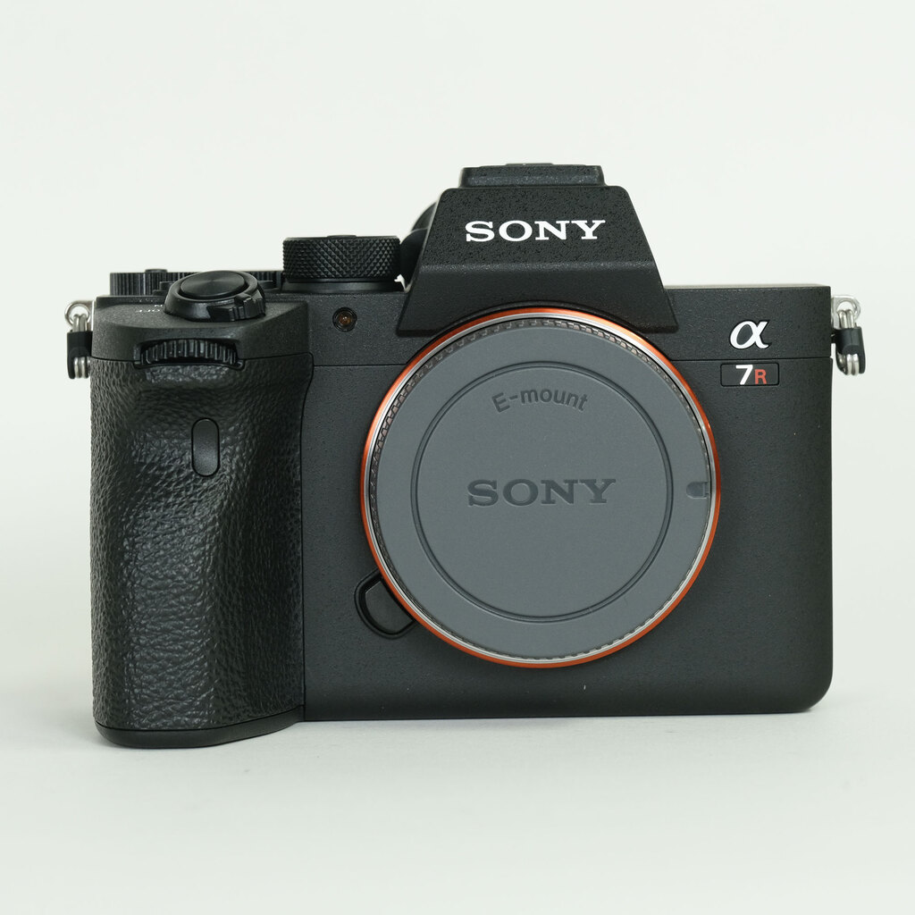 SONY α7RIV ボディ ILCE-7RM4A   【後期モデル 液晶下部にSONYロゴなし】