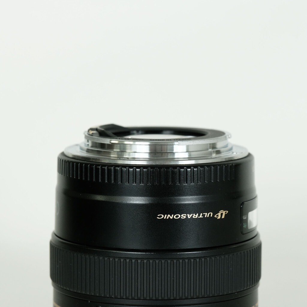 Canon EF85mm F1.8 USM