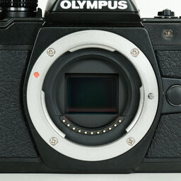 OLYMPUS OM-D E-M10 Mark II OLYMPUS OM-D E-M10 Mark II