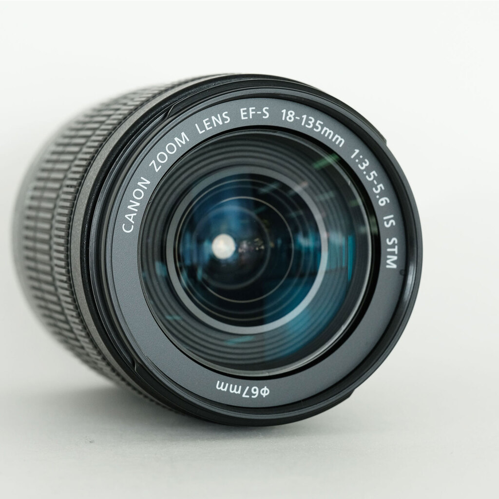 Canon EF-S18-135mm F3.5-5.6 IS STM