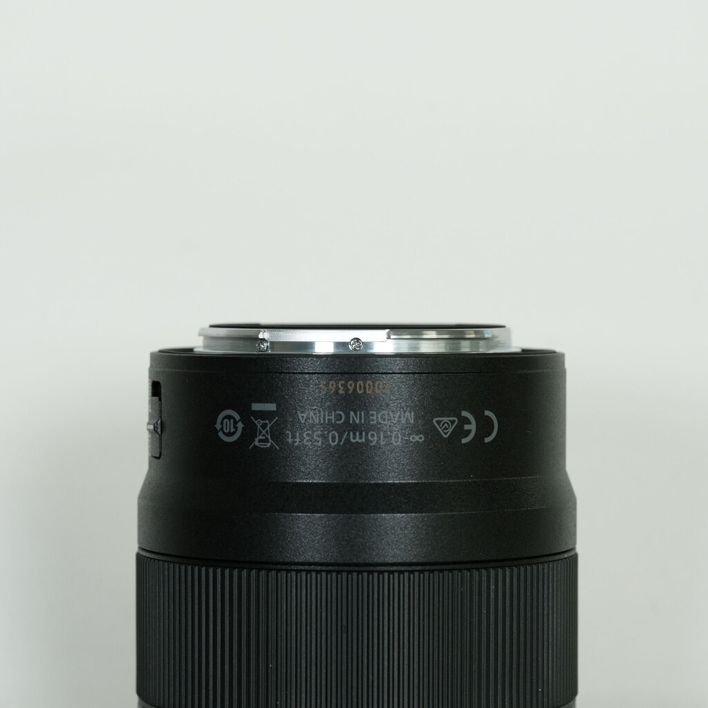 Nikon NIKKOR Z MC 50mm f/2.8 Nikon NIKKOR Z MC 50mm f/2.8