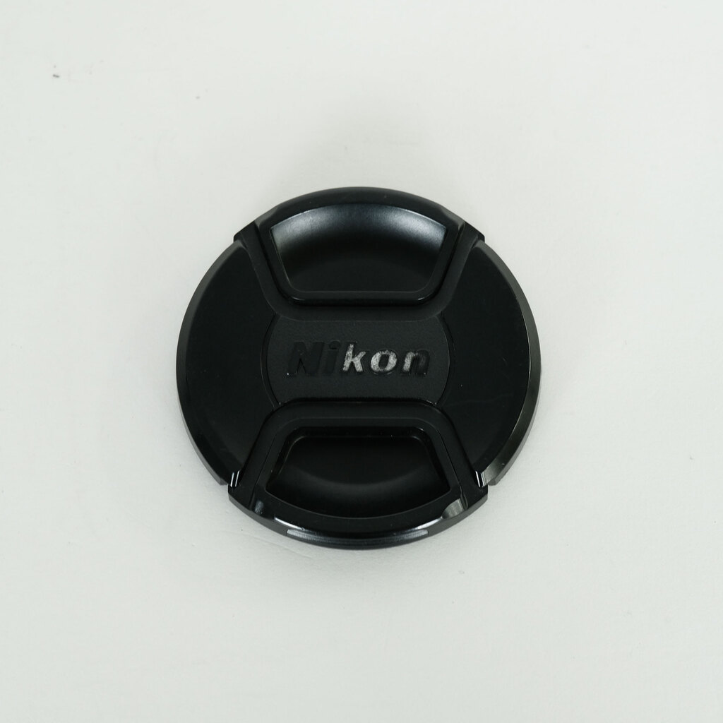 Nikon AF-S DX VR Zoom-Nikkor 18-200mm F3.5-5.6G IF-ED