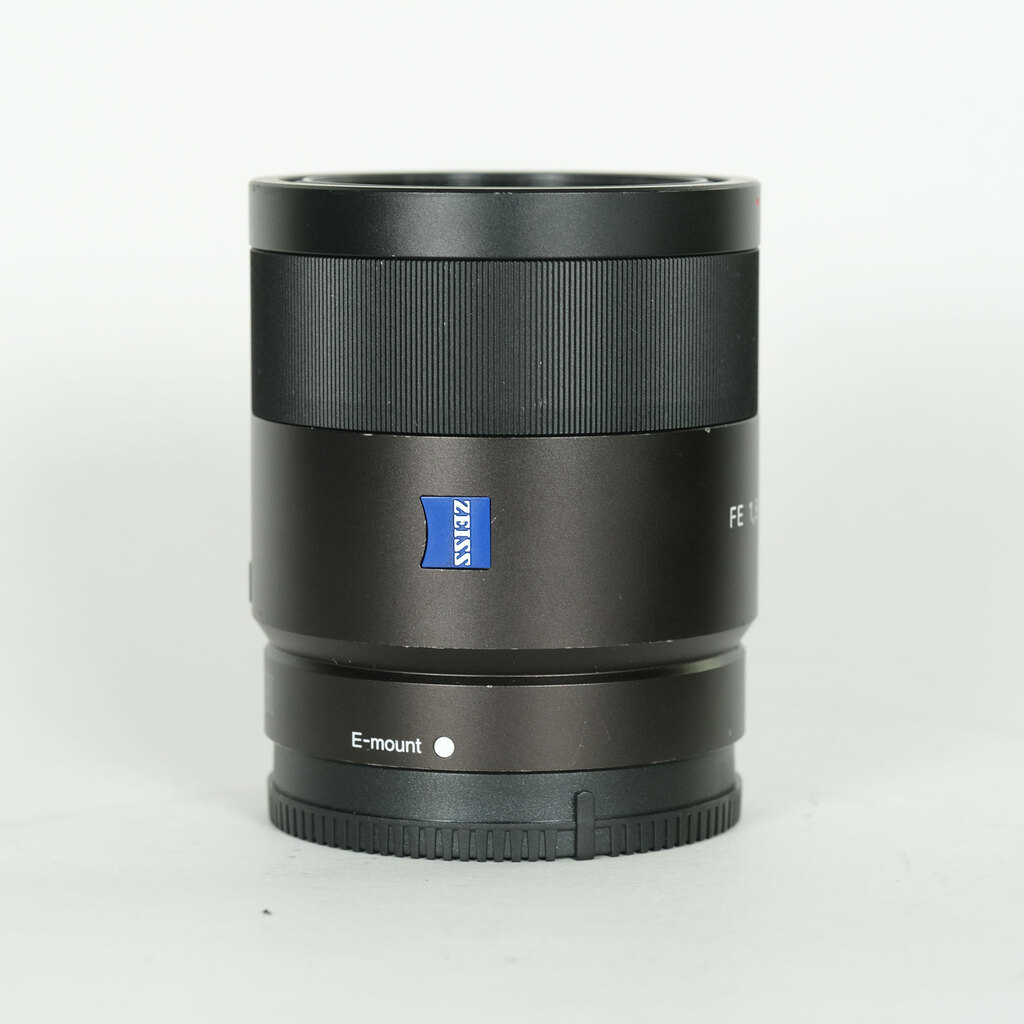 SONY Sonnar T* FE 55mm F1.8 ZA SEL55F18Z SONY Sonnar T* FE 55mm F1.8 ZA SEL55F18Z