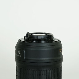 Nikon AF-S DX NIKKOR 18-55mm F3.5-5.6 G VR