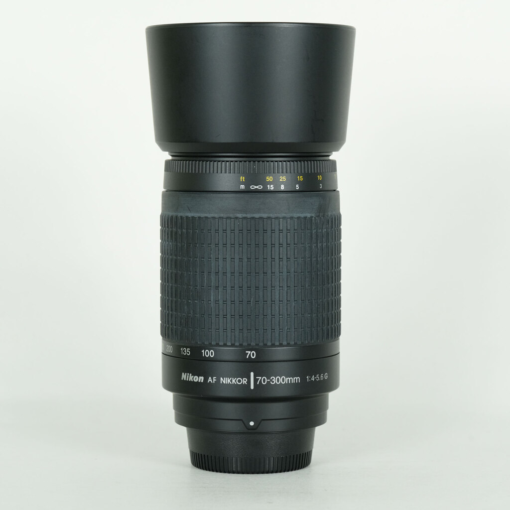 Nikon AF Zoom Nikkor 70-300mm F4-5.6G �u���b�N