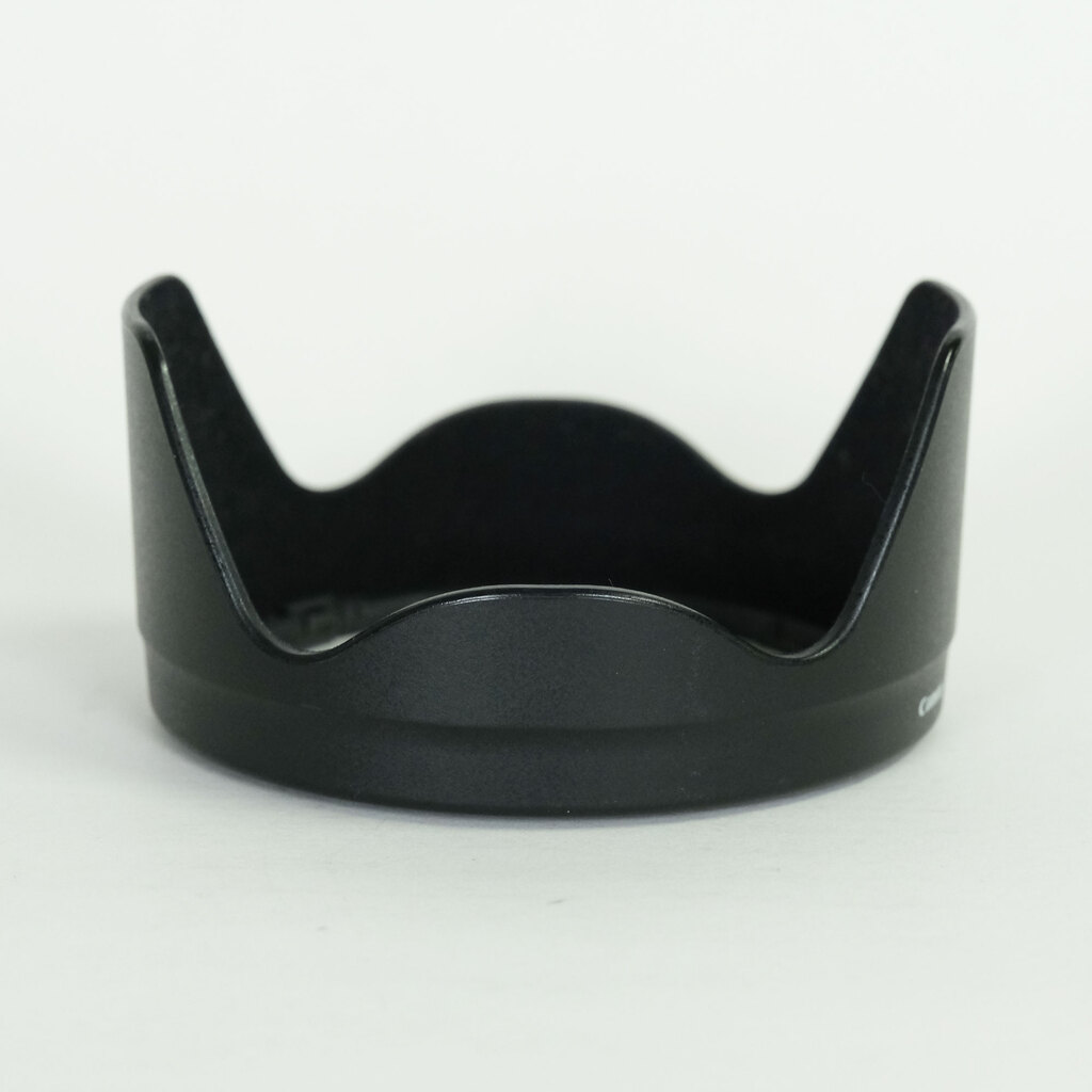 Canon EF-S15-85mm F3.5-5.6 IS USM