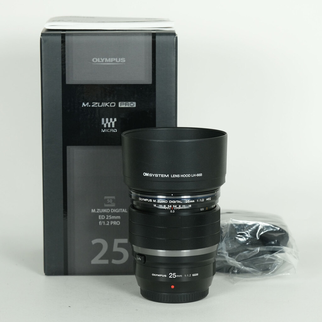 OLYMPUS M.ZUIKO DIGITAL ED 25mm F1.2 PRO