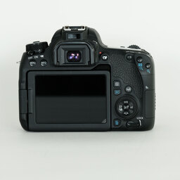 Canon EOS 9000D