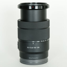 SONY E 18-135mm F3.5-5.6 OSS SEL18135