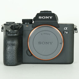 SONY α7 III(ILCE-7M3) SONY α7 III(ILCE-7M3)