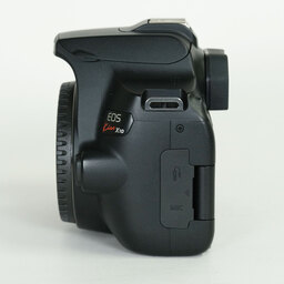 Canon EOS Kiss X10