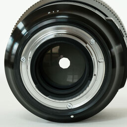 SIGMA 135mm F1.8 DG HSM｜Art [ニコンF用]