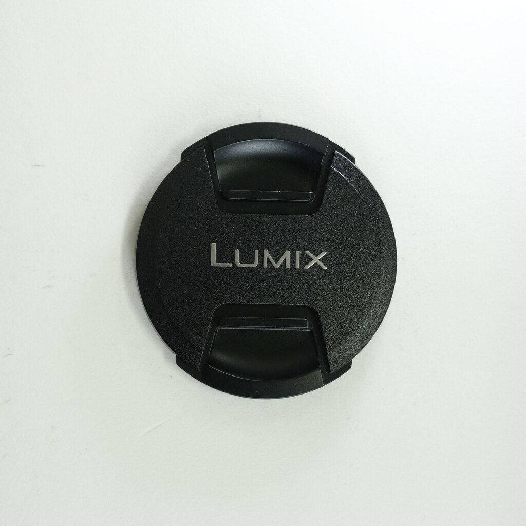 Panasonic LUMIX G VARIO 100-300mm / F4.0-5.6 II / POWER O.I.S. Panasonic LUMIX G VARIO 100-300mm / F4.0-5.6 II / POWER O.I.S.