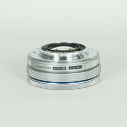 OLYMPUS M.ZUIKO DIGITAL ED 14-42mm F3.5-5.6 EZ シルバー