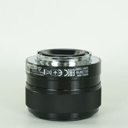 SONY E 35mm F1.8 OSS SEL35F18