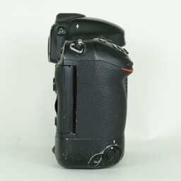 Nikon D4S