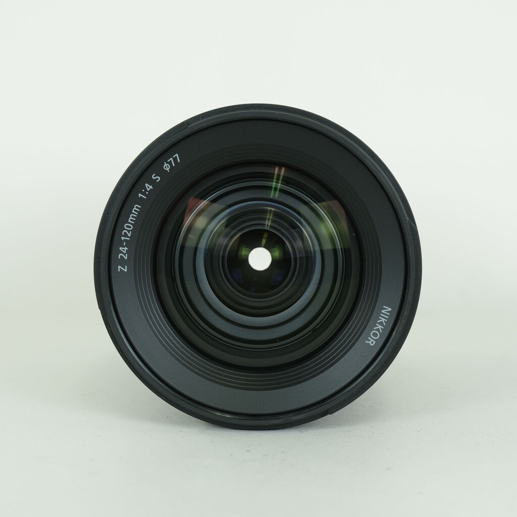 Nikon NIKKOR Z 24-120mm f/4 S Nikon NIKKOR Z 24-120mm f/4 S