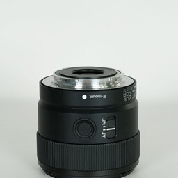 SONY E 11mm F1.8 SEL11F18