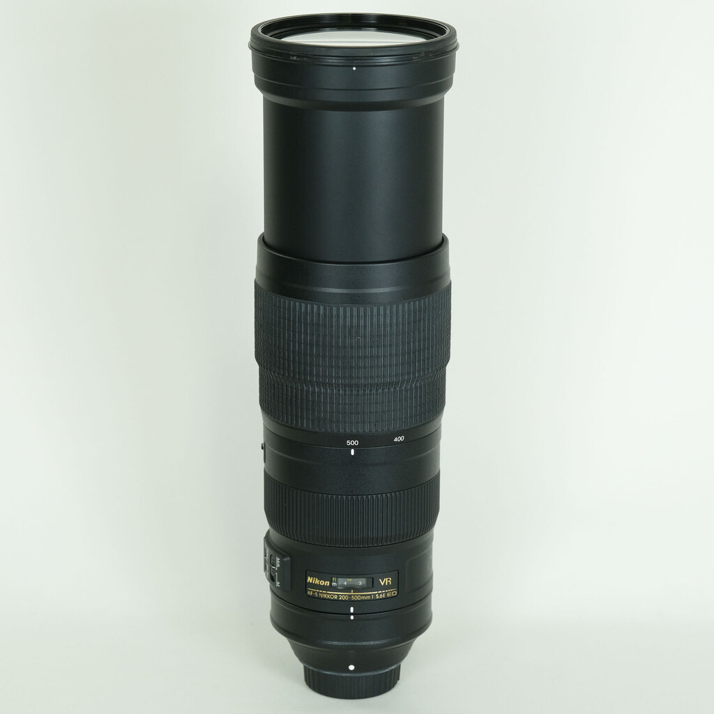 Nikon AF-S NIKKOR 200-500mm f/5.6E ED VR Nikon AF-S NIKKOR 200-500mm f/5.6E ED VR