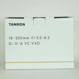 TAMRON 18-300mm F/3.5-6.3 Di III-A VC VXD (Model B061) [キヤノンRF用]