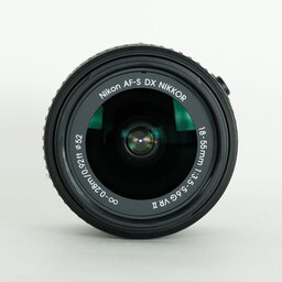 Nikon AF-S DX NIKKOR 18-55mm f3.5-5.6G VR II