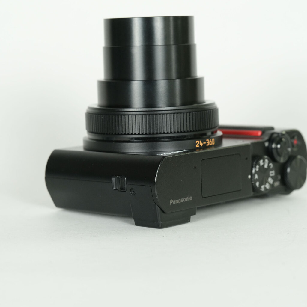 Panasonic LUMIX DC-TX2 ブラック