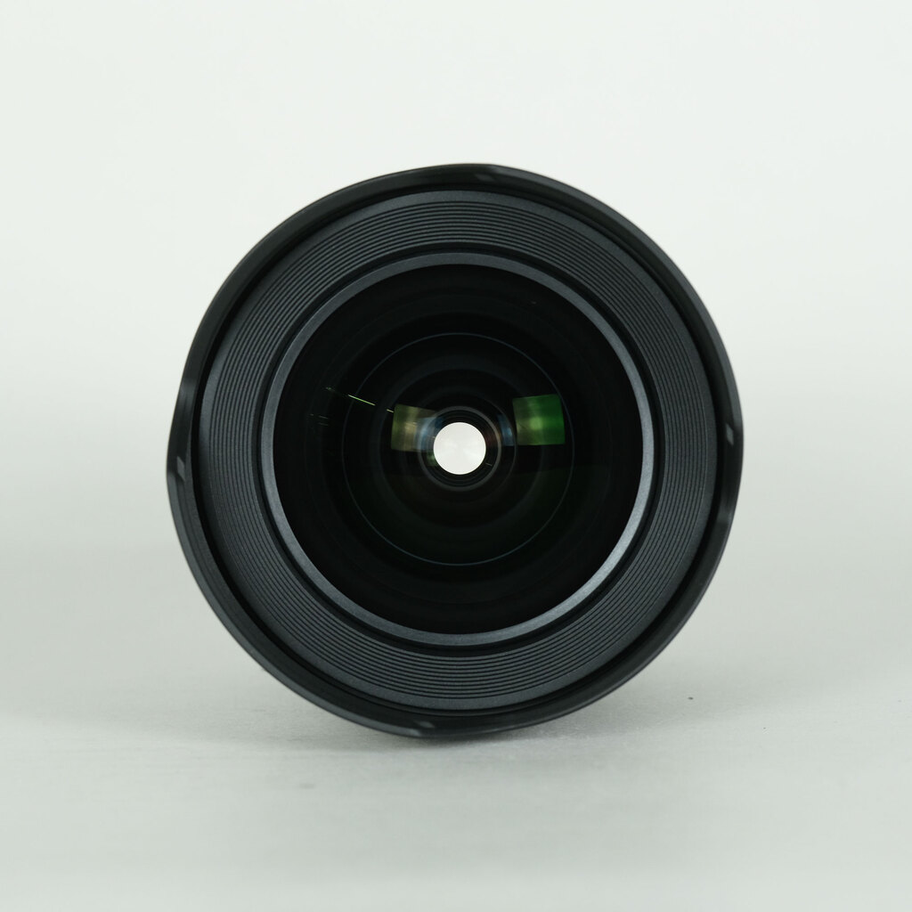 SONY FE 14mm F1.8 GM SEL14F18GMの出品 | ONE SCENE（ワンシーン）
