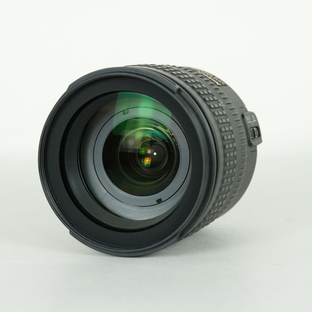 Nikon AF-S DX 18-70mm F3.5-4.5G(IF)の出品 | ONE SCENE（ワンシーン）