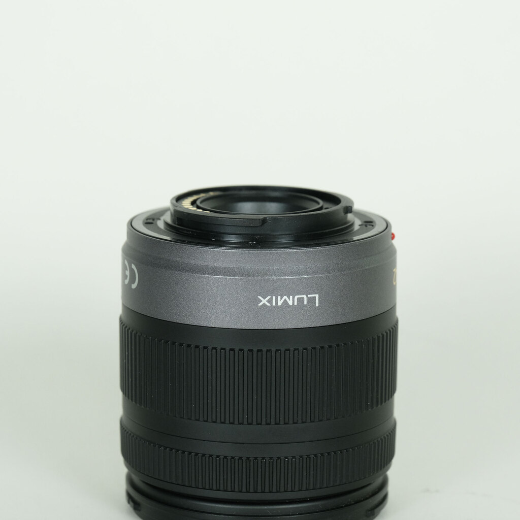 Panasonic LUMIX G 14-42mm F3.5-5.6 ASPH. MEGA O.I.S. H-FS014042 Panasonic LUMIX G 14-42mm F3.5-5.6 ASPH. MEGA O.I.S. H-FS014042