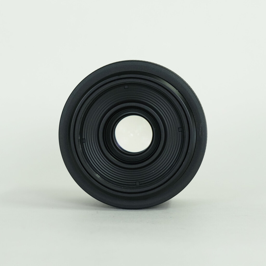 Canon RF35mm F1.8 MACRO IS STM