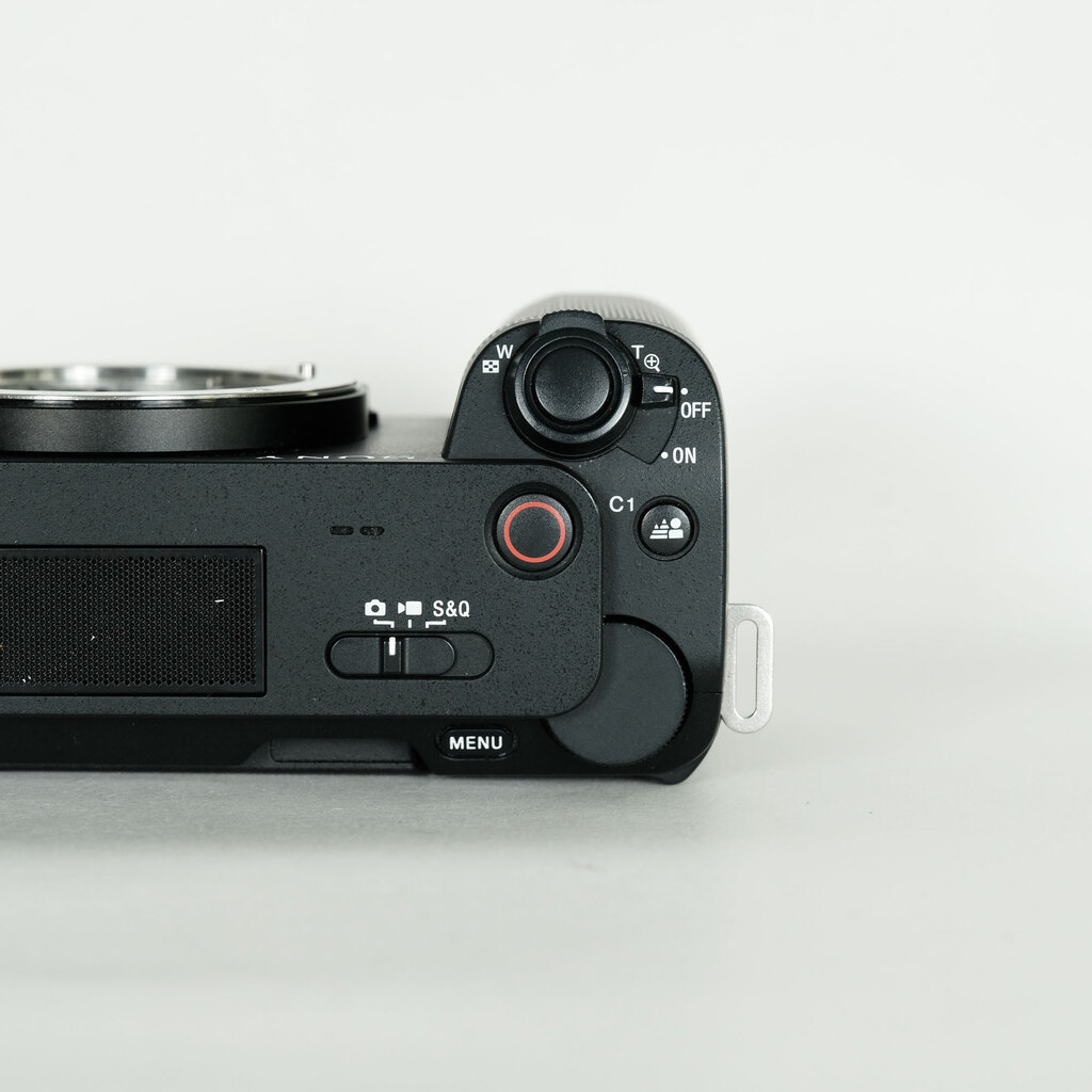 SONY VLOGCAM ZV-E1