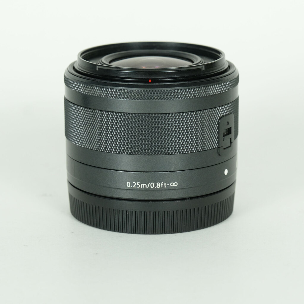 Canon EF-M15-45mm F3.5-6.3 IS STM Canon EF-M15-45mm F3.5-6.3 IS STM