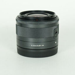 Canon EF-M15-45mm F3.5-6.3 IS STM Canon EF-M15-45mm F3.5-6.3 IS STM