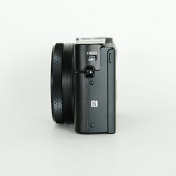 SONY Cyber-shot DSC-RX100M7G シューティンググリップキット