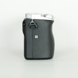 SONY α6000（ILCE-6000）