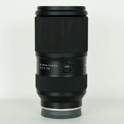 TAMRON 50-300mm F/4.5-6.3 Di III VC VXD (Model A069) [ソニーE用]