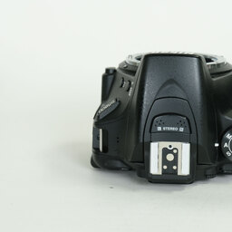 Nikon D5600
