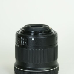 Canon EF-S10-18mm F4.5-5.6 IS STM