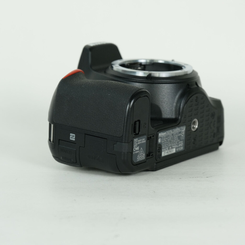 Nikon D5600