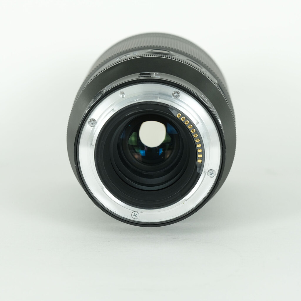 Nikon NIKKOR Z MC 105mm f/2.8 VR S Nikon NIKKOR Z MC 105mm f/2.8 VR S