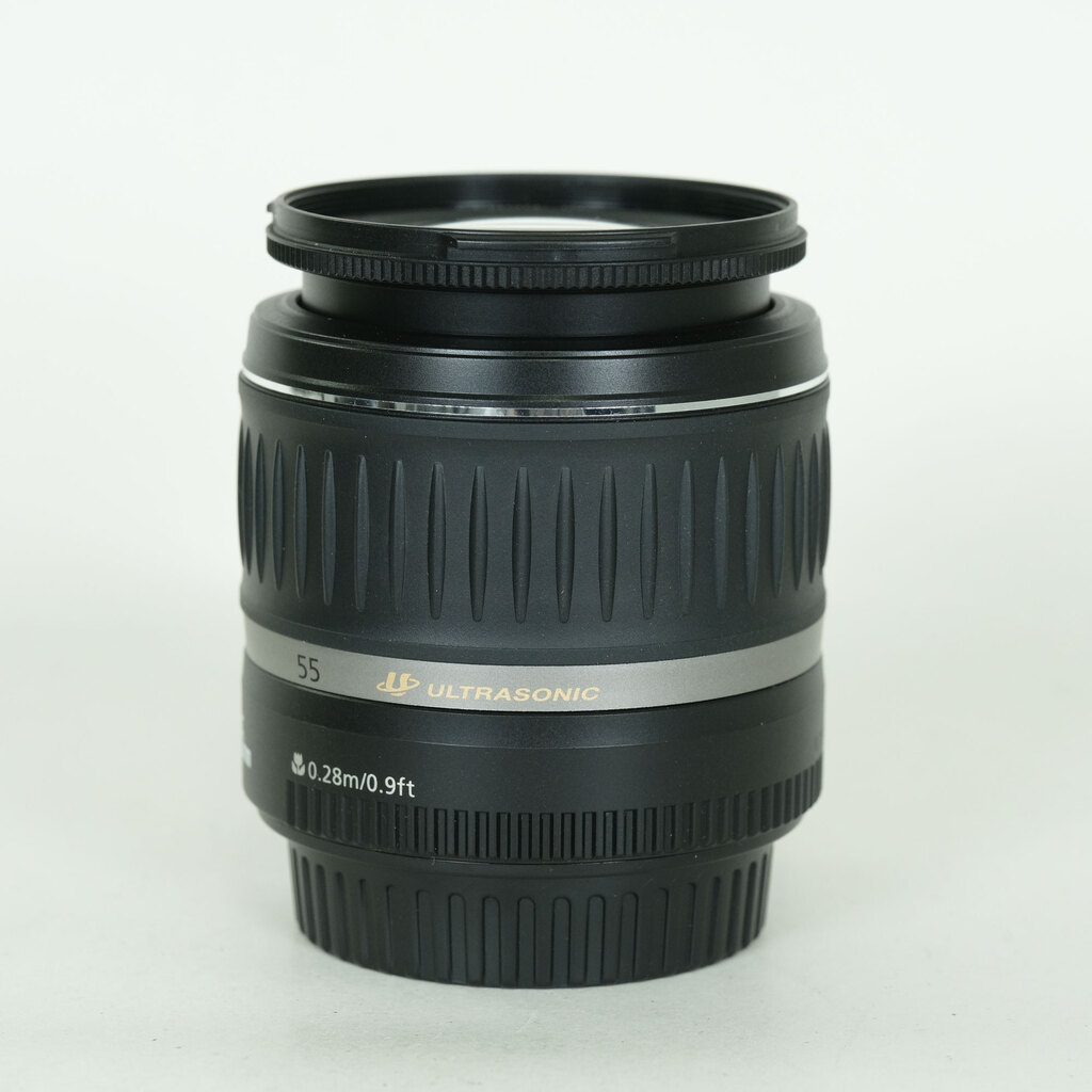 Canon EF-S18-55mm F3.5-5.6 IS