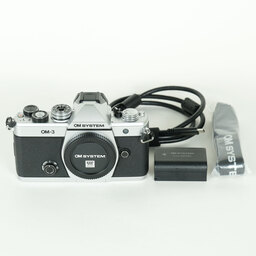 OM SYSTEM OM-3