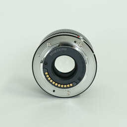 Panasonic LUMIX G 42.5mm / F1.7 ASPH. / POWER O.I.S.