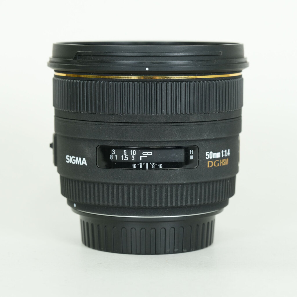 SIGMA 50mm F1.4 EX DG HSM (キヤノンEF用) SIGMA 50mm F1.4 EX DG HSM (キヤノンEF用)