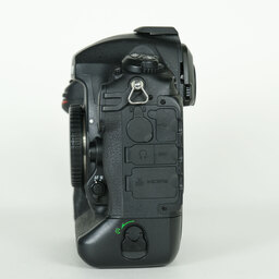 Nikon D5