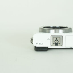 SONY α6000（ILCE-6000）